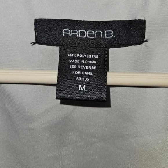 Arden B Women's Silver Lace Blouse - Picture 3 of 4